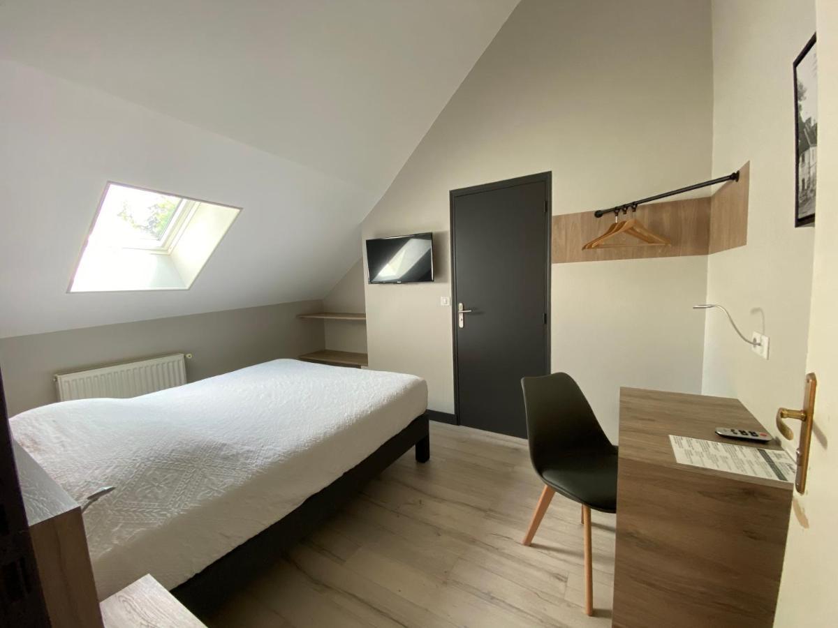 Logis - Hotel & Restaurant Saint Nicolas โชมงต์-อ็อง-เวกแซ็ง ภายนอก รูปภาพ